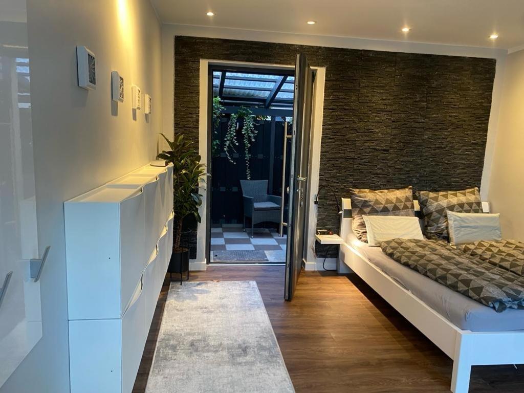 Apartment 1 *